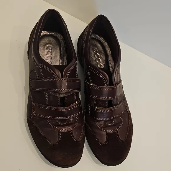 Ecco Womens Babette Dark Brown Leather Hook & Loop Sneskers Size 38 - Picture 3 of 9